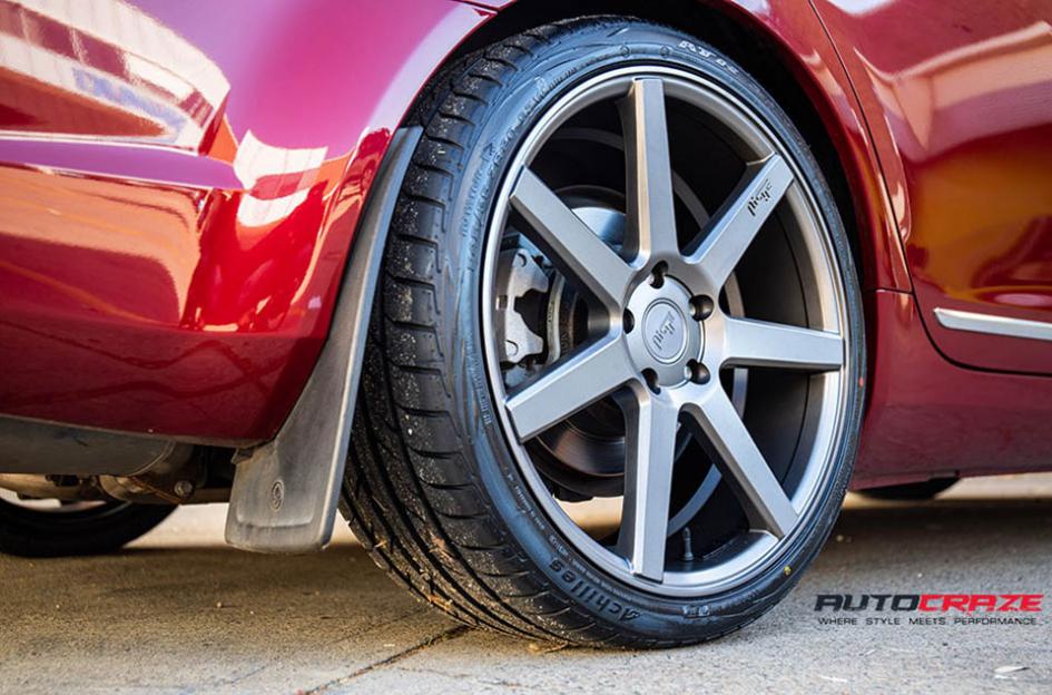 HOLDEN-COMMODORE-CONCAVE-MATTE-BLACK